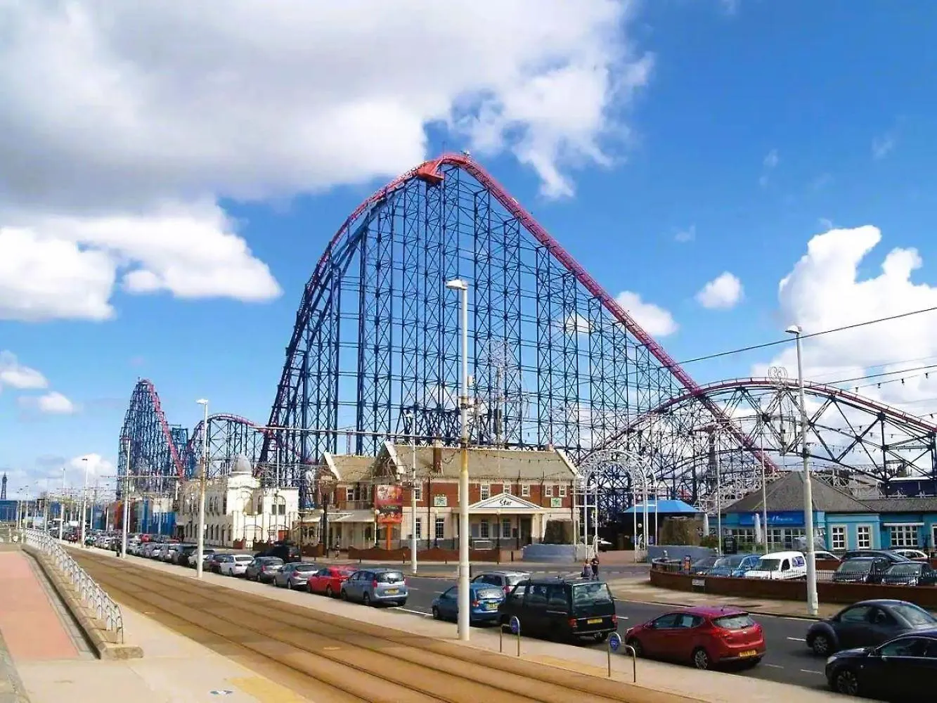Sherbourne Retreat - 4 Bedroom House In Blackpool Holiday home