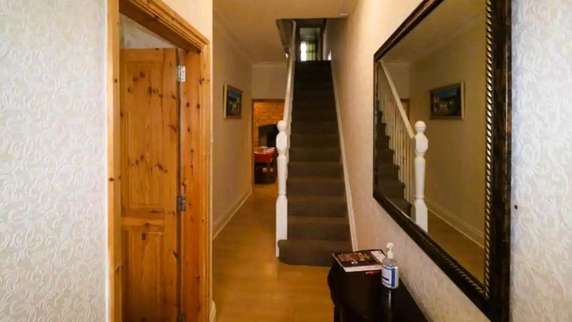 Sherbourne Retreat - 4 Bedroom House In Blackpool Holiday home